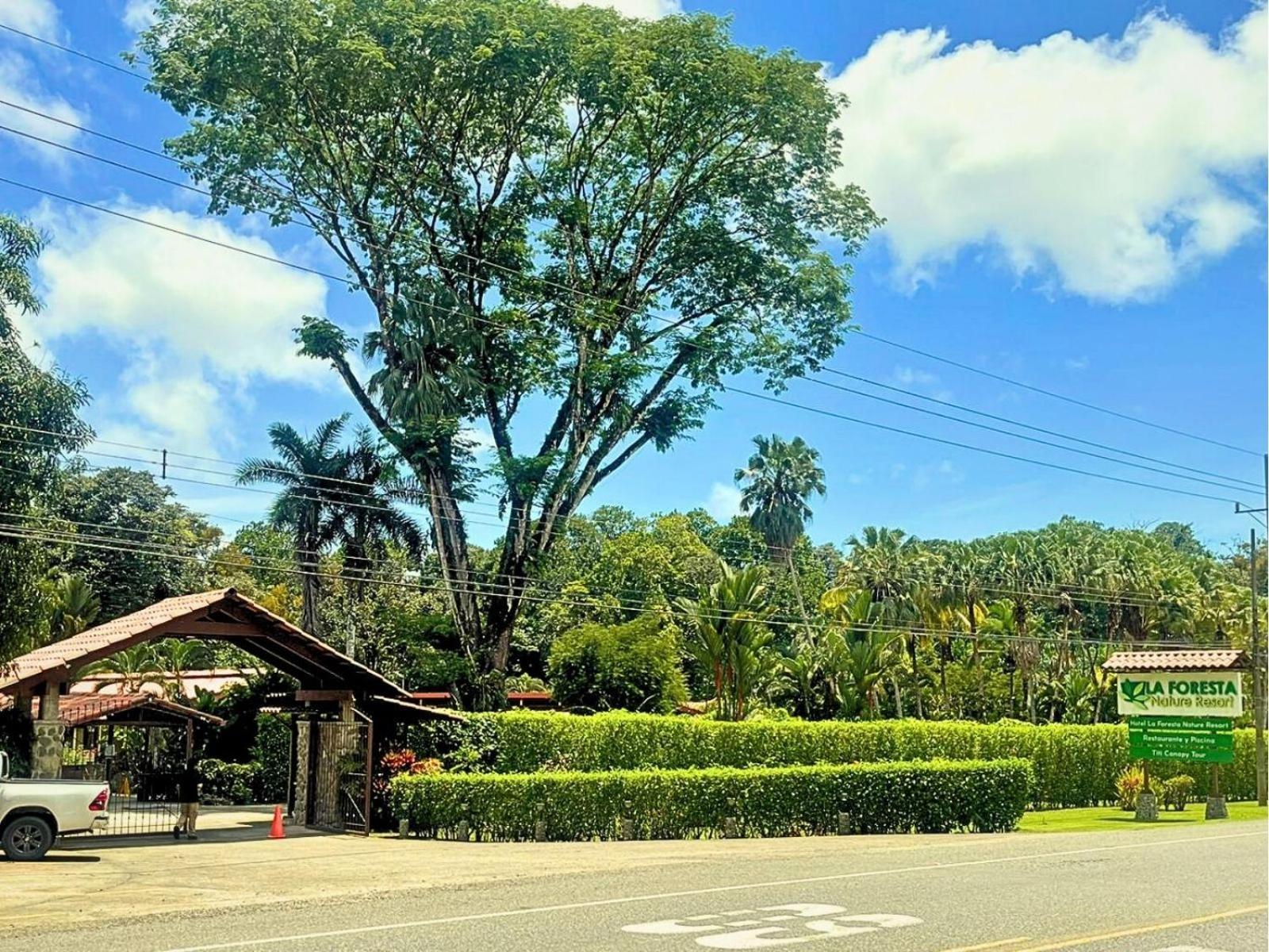 La Foresta Nature Resort Quepos Exterior photo